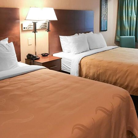 Quality Inn Бедфорд Экстерьер фото