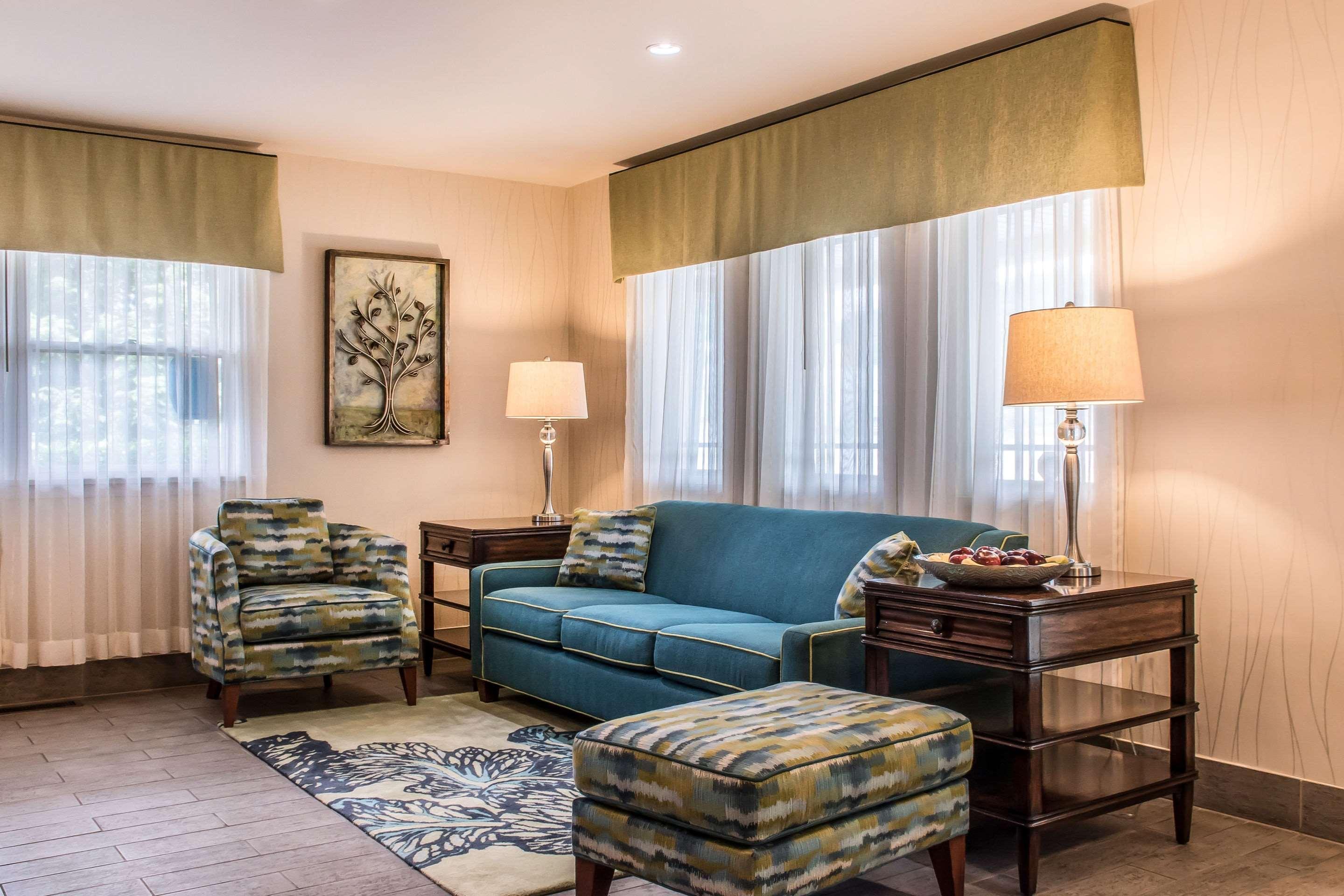 Quality Inn Бедфорд Экстерьер фото