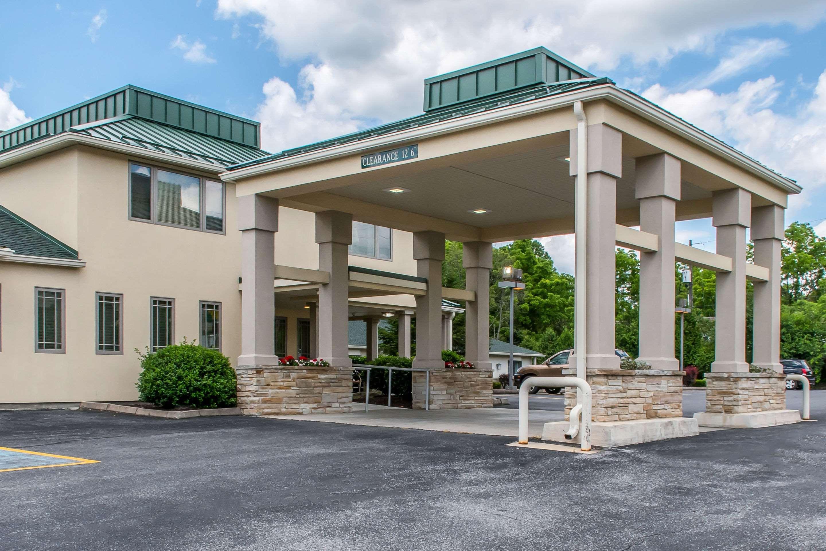 Quality Inn Бедфорд Экстерьер фото