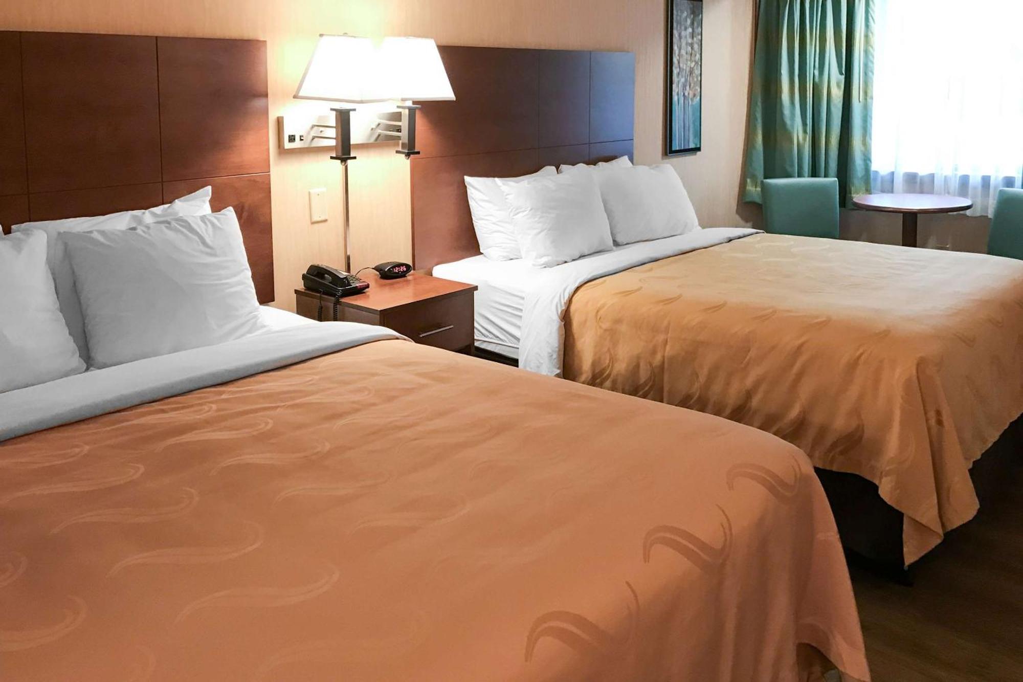 Quality Inn Бедфорд Экстерьер фото